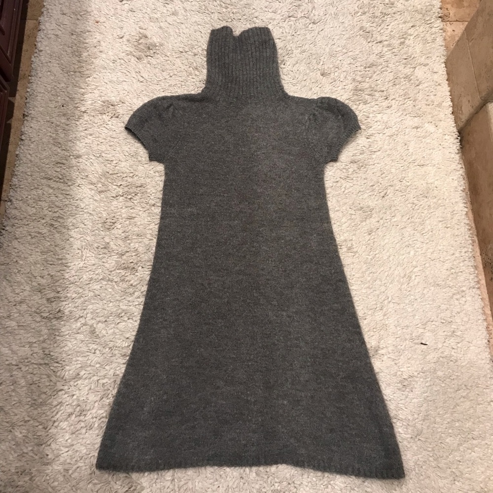 Gray short sleeve sweater dress
